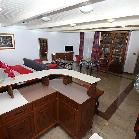 Gostinjska kuća Biba